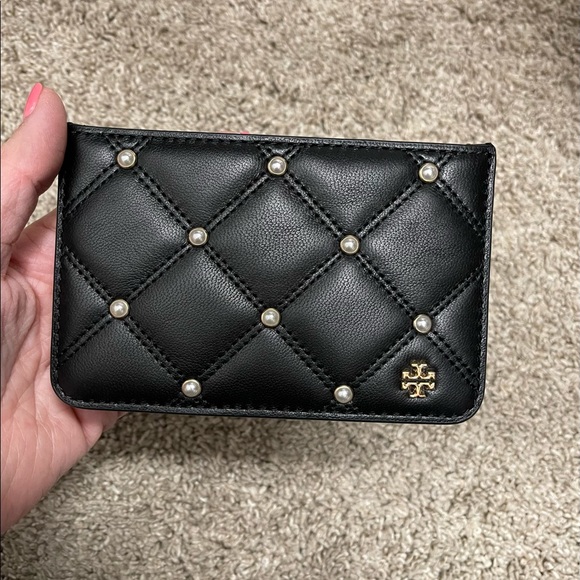 Tory Burch Accessories - Tory Burch Black Quilted Card Holder